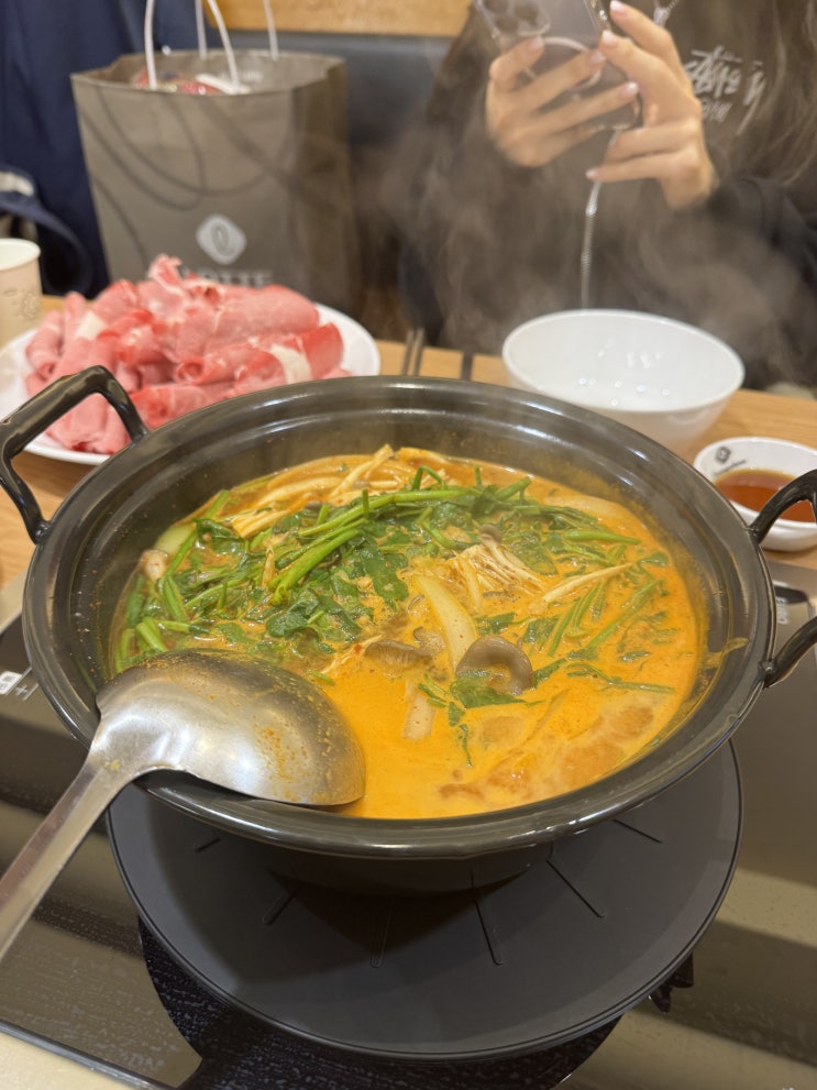  [왕십리 맛집] 등촌샤브칼국수 왕십리역점 - 샤브샤브, 칼국수, 볶음밥 3단콤보