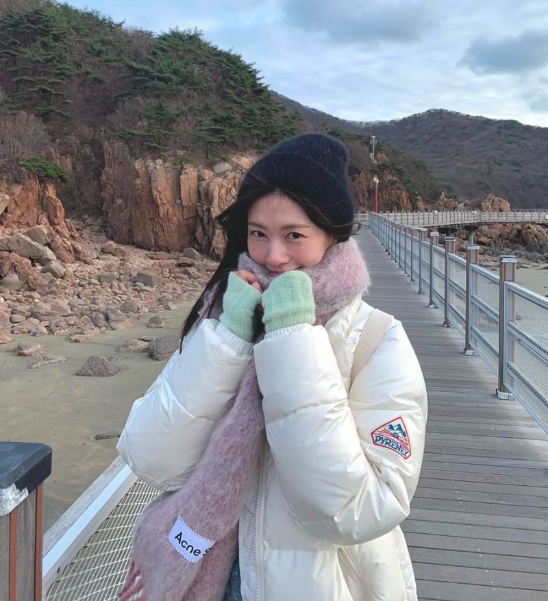 "어딜가나 먹히는" 정소민 청순한 겨울 패션 (목도리, 패딩)