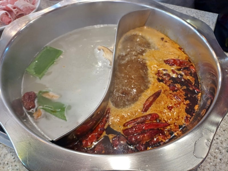 새벽에도 맛있다 대림동 24시간 훠궈 무한리필 홍중샤브뷔페