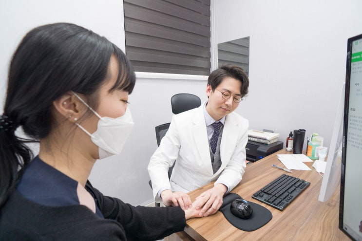  10명 중 7명? 성인 야뇨증 원인과 한약 치료법