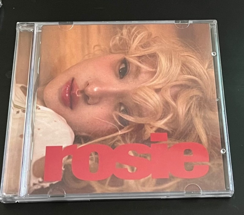 [ROSÉ] 로제 첫 앨범 ‘rosie’ (JEWEL) 후기
