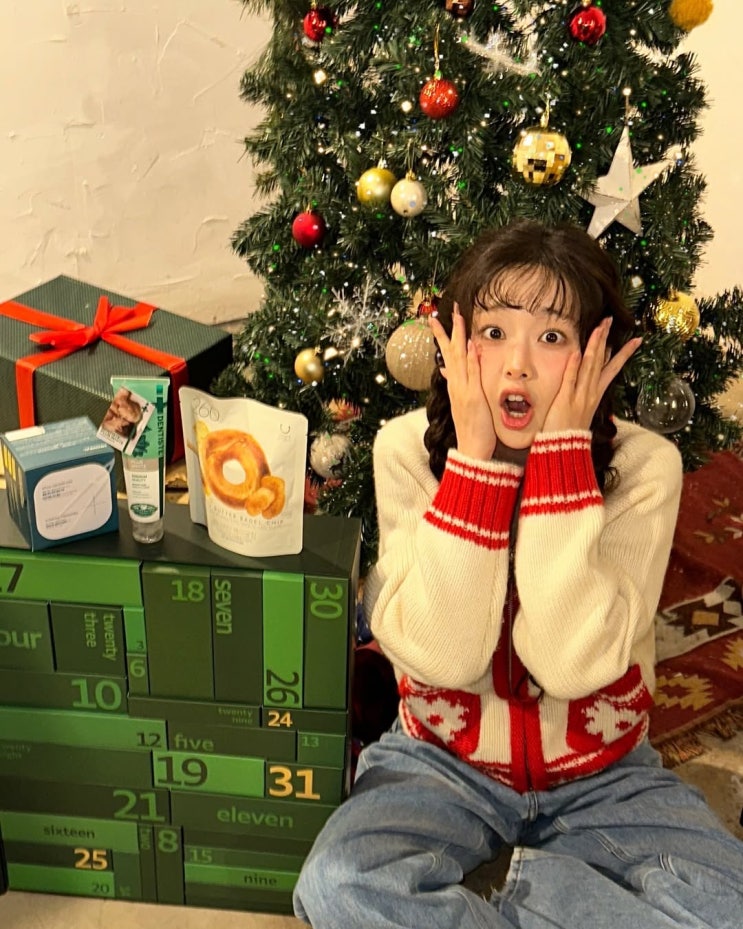  러블리함 두스푼 추가된 여자 데이트룩으로 딱인 브랜드 데이지신드롬 니트 집업 가디건 코디 w. 츄