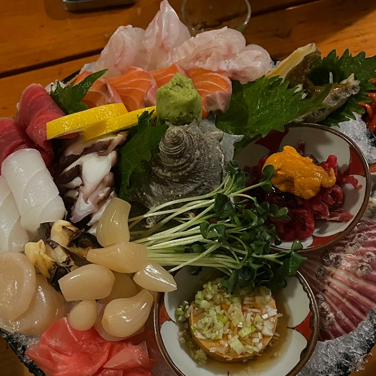  내돈내산 성수동 맛집, 자옥에서 한우대창나베와 모듬생선회 제대로 즐기기!