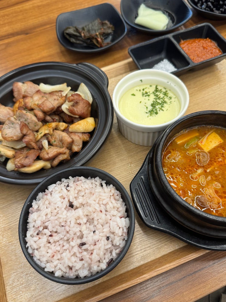  신논현 점심 가성비 대박 맛집 돈삼촌 강남점 추천 내돈내산 리뷰