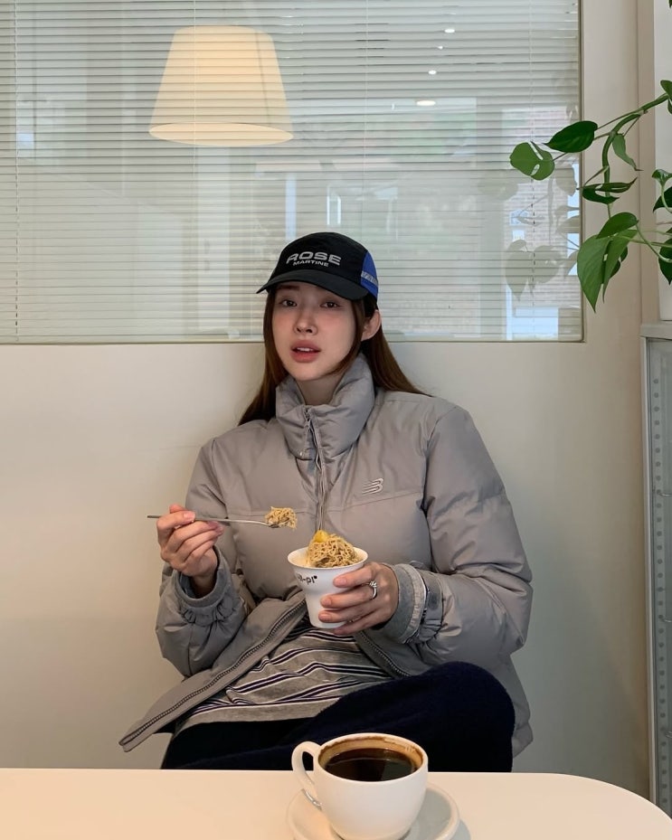 배우 차정원 인스타그램 구스다운, 뉴발란스 UNI 액티브 숏 다운 자켓 추천!(김연아 패딩)