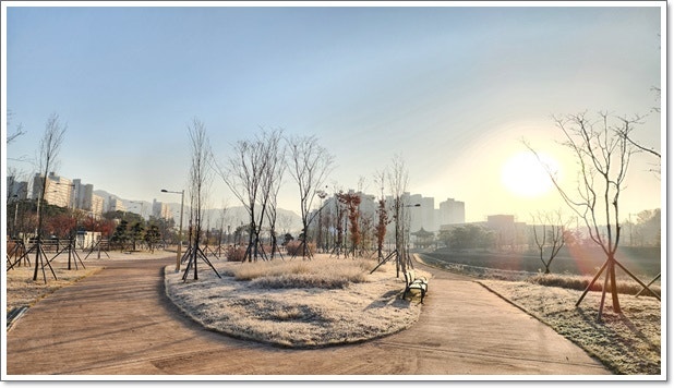 <b>정관장</b> 풀세트 접전 끝에 현대건설 꺾고 설욕…4<b>연승</b>... 