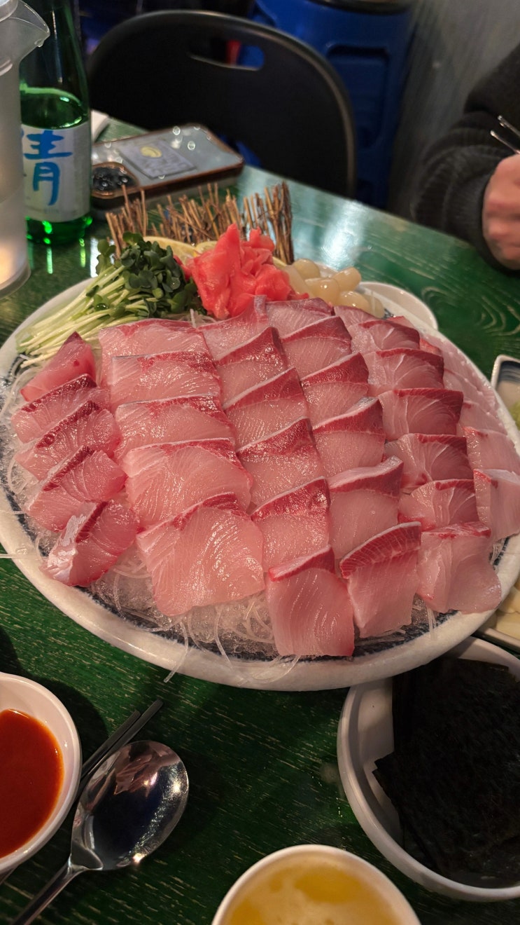  [강남구 논현동 맛집] 강남구청 대방어 '박고볼래 실내포차'