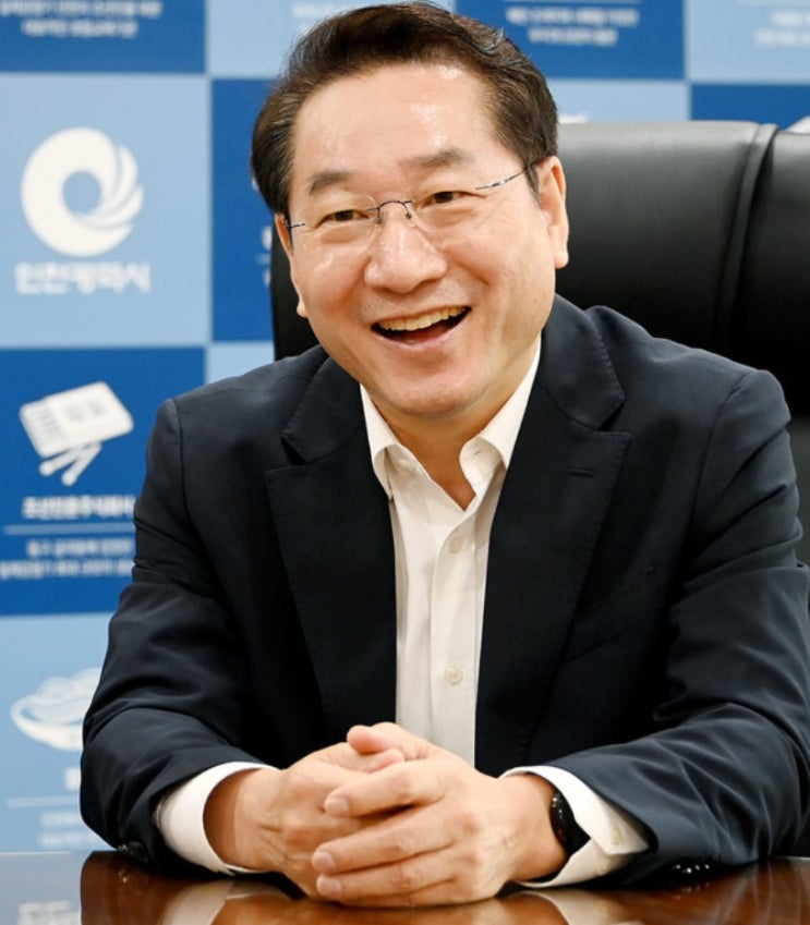 유정복 인천시장, <b>오세훈</b> 서울시장, 계엄 비판, <b>윤석열 탄핵</b> 필요