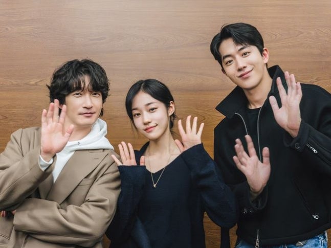 넷플 새시리즈 <b>동궁 조승우 남주혁 노윤서</b> 어떤 내용?
