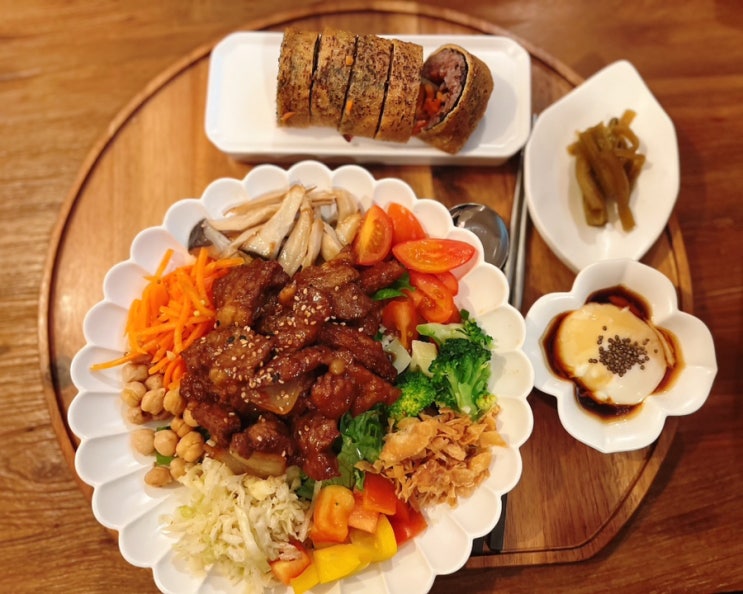  수원 우만동 아주대 맛집 예예방앗간 포케 & 카페