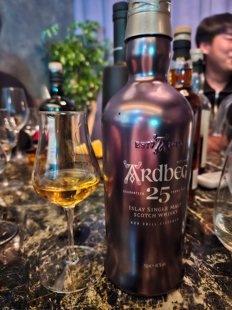  아드벡25년 리뷰 (ardbeg 25)