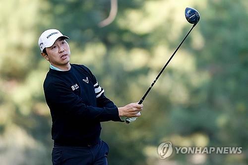 꿈꾸는 <b>배상문</b>, <b>PGA</b> 투어 <b>Q스쿨</b> 첫날 무난한 출발"