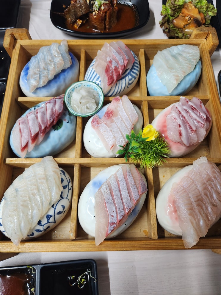  속초 신가횟집 모듬회를 맛있게 즐기는 동명항맛집 횟집 추천