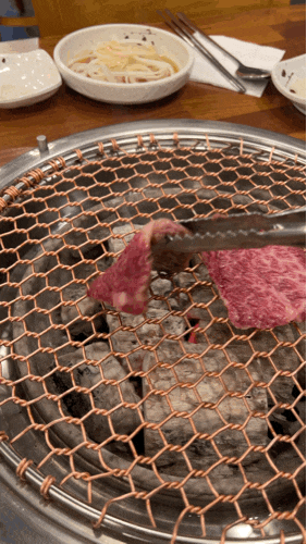  고기동한우, 유명 연예인들도 몰래 방문하는 소고기 맛집 공개