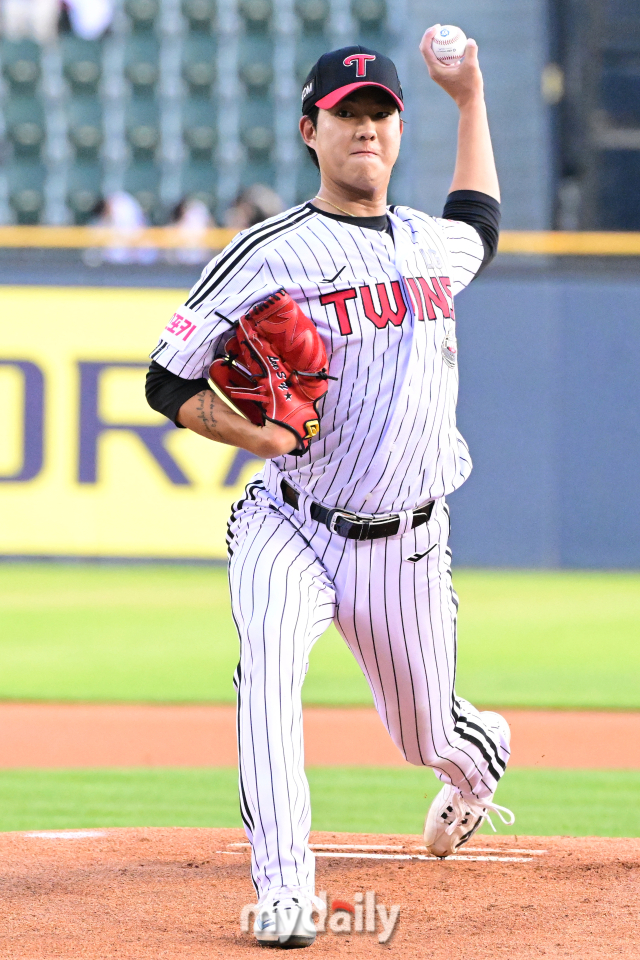 '<b>음주 운전</b>' LG <b>이상영</b>, KBO <b>1년 실격</b> 처분 징계... 엄격하게... 