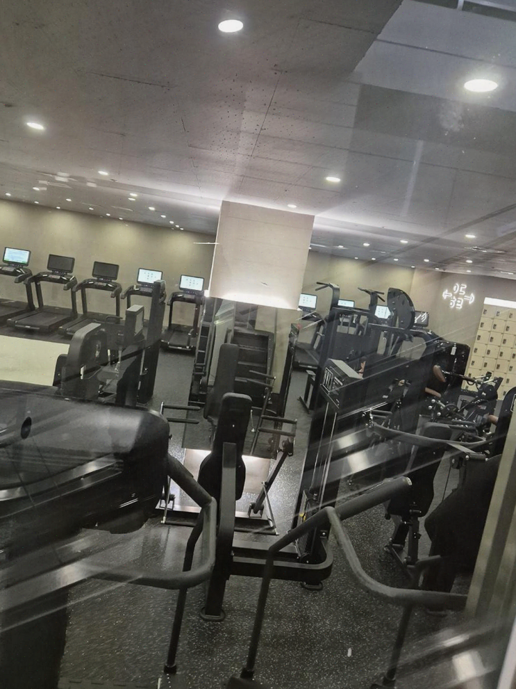  신정동헬스장 운동할래 피트니스, 고급스러운 시설과 친절한 서비스에 감동!