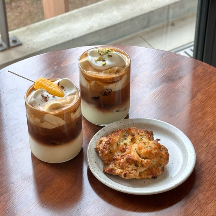  김포 대형카페 Bake29s 애견동반 운동장이 있는 디저트 맛집