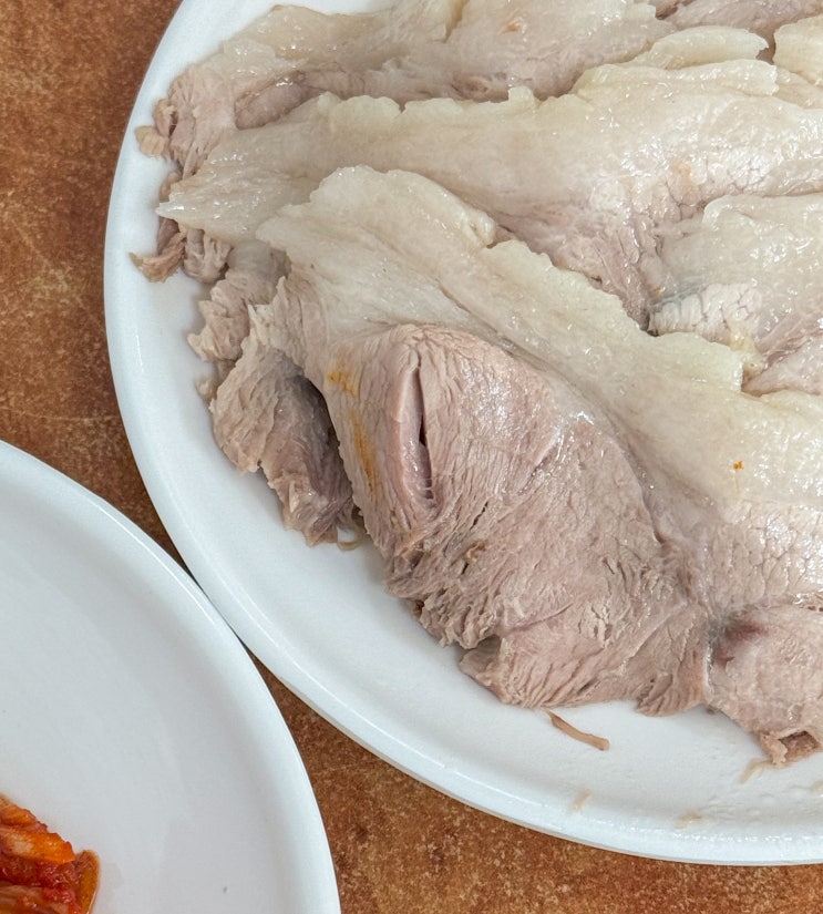  서울 북촌 맛집 안국역 주변 한식당 천하보쌈 주말 점심 웨이팅