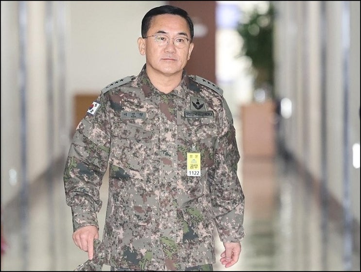 여인형 방첩<b>사령관 구속영장 청구</b>
