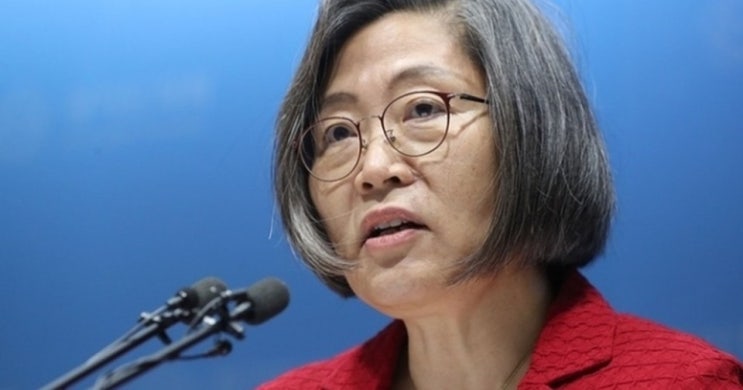 <b>이수정</b> 교수 부정선거 음모론 동참에 <b>이준석</b> 정계 퇴출시켜야... 