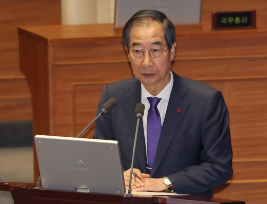 <b>한덕수 권한대행</b> 체제로..."임시 <b>국무회의</b>·대국민 담화 예정"
