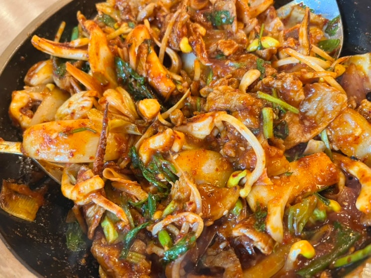  대전 도룡동 맛집 대청얼큰오징어찌개 도룡점에서 매콤한 행복을! 대청얼큰오징어찌개 도룡점 방문 후기