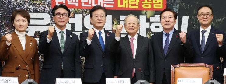 <b>경제단체</b>와 <b>이재명</b> 민주당 대표의 <b>간담회</b>, 민생<b>경제</b> 불확실성... 