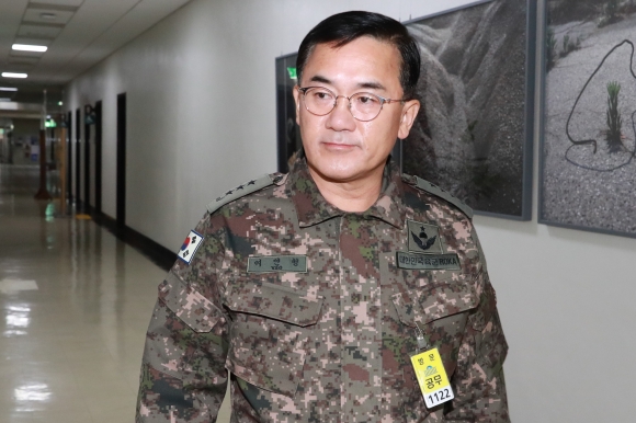 <b>여인형</b> 국군방첩사령관, 내란 혐의로 구속 – 비상<b>계엄</b> 관련... 