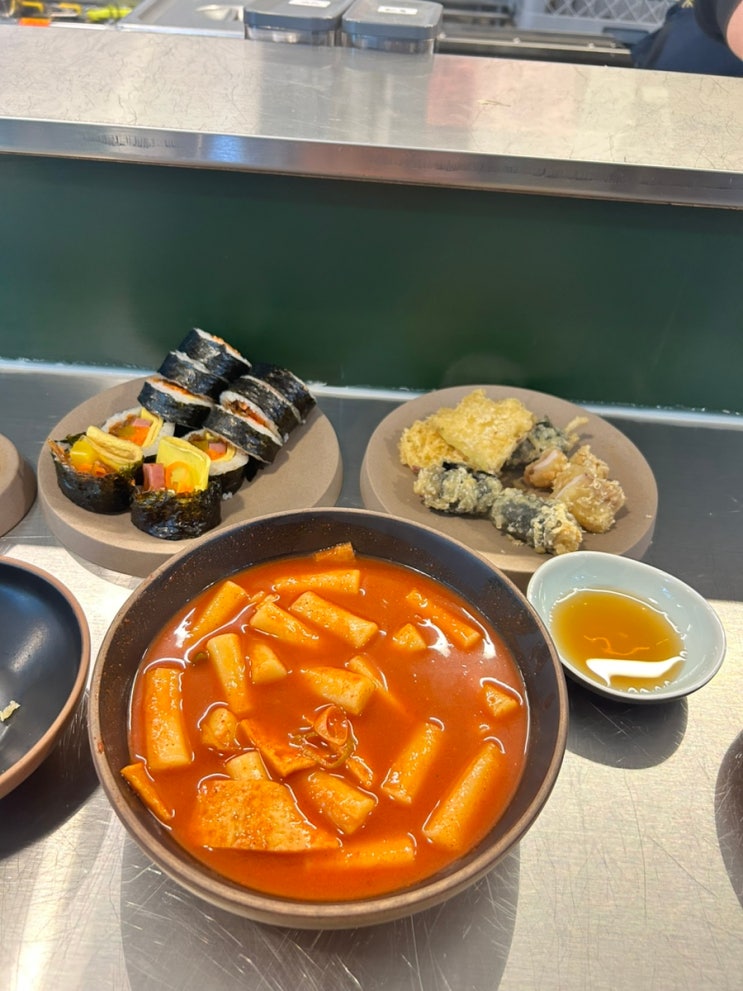  수원 호매실 금곡동 분식집 김밥 라면 떡볶이  ‘뚝이분식’ 