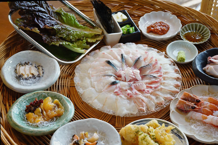  제주 성산 맛집 피갈회옥, 가족과의 특별한 점심 식사