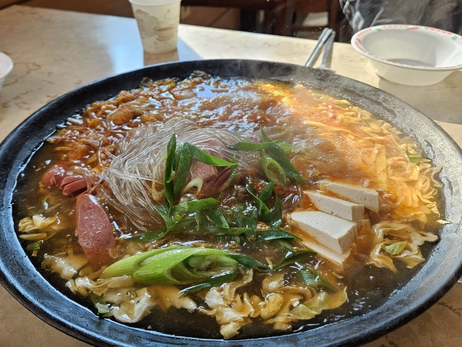 두꺼비부대찌개 사진 1