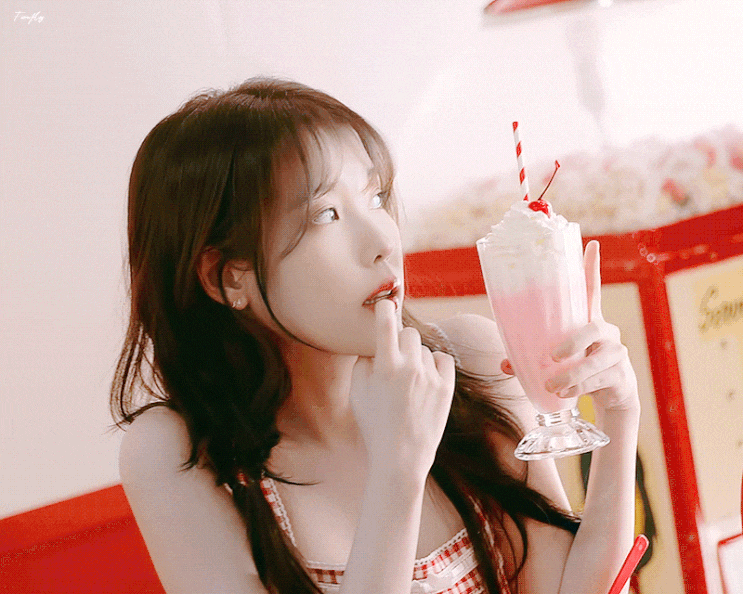 [아이유 언급] <b>김고은</b>, <b>유인나</b>&공유, 윤하, 소향, 고영환, 멜론... 