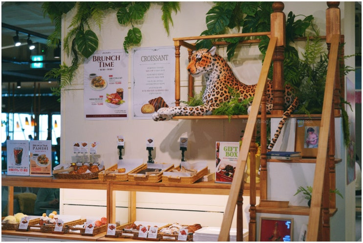  원더풀치타 타임빌라스 수원점_ 수원역 롯데몰 롯데백화점카페 케이크맛집