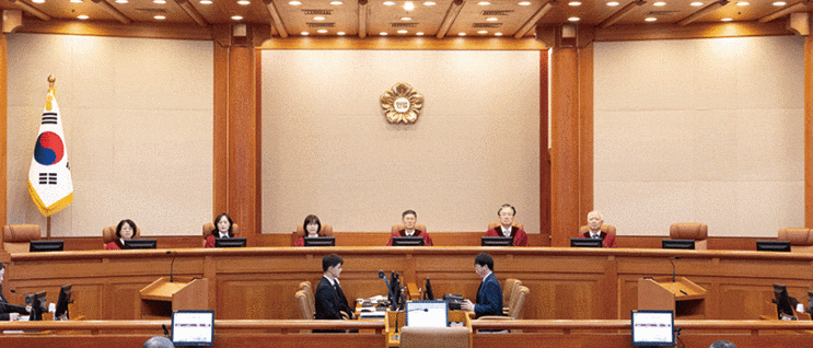 #<b>윤석열</b> #<b>탄핵안</b> #<b>가결</b> ! 헌정사상 3번째. !  국힘 이탈표 12석... 