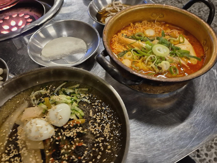  김연탄 - 교수님과의 저녁 모임에서 삼겹살의 황홀함을 느끼다