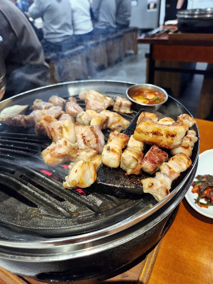 이수역 고반식당 구워주는 고기