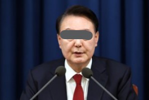 [속보] 검찰 “<b>윤 대통령</b>, 15일 <b>소환</b> 요구에 <b>불응</b>…2차 <b>소환</b>... 