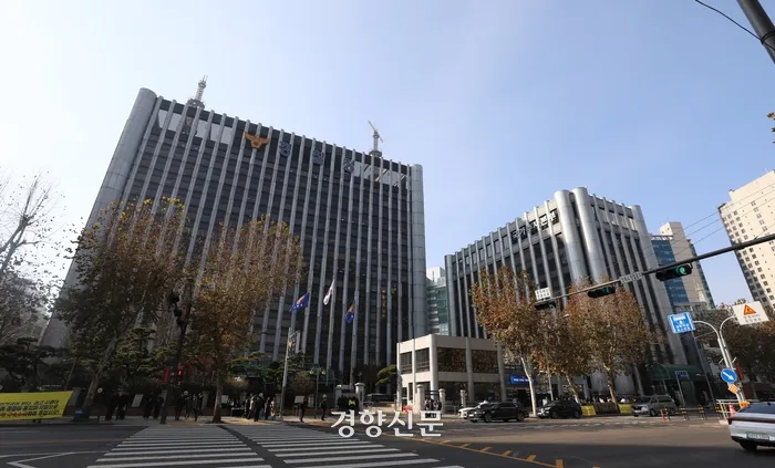경찰, 문상호·노상원 전 <b>정보사령관</b> ‘<b>내란 혐의</b>’ 긴급<b>체포</b>... 