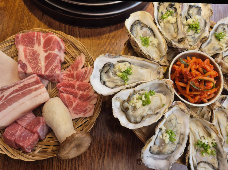  함돈 정왕본점, 석화삼합과 함께하는 고기 맛집 탐방기