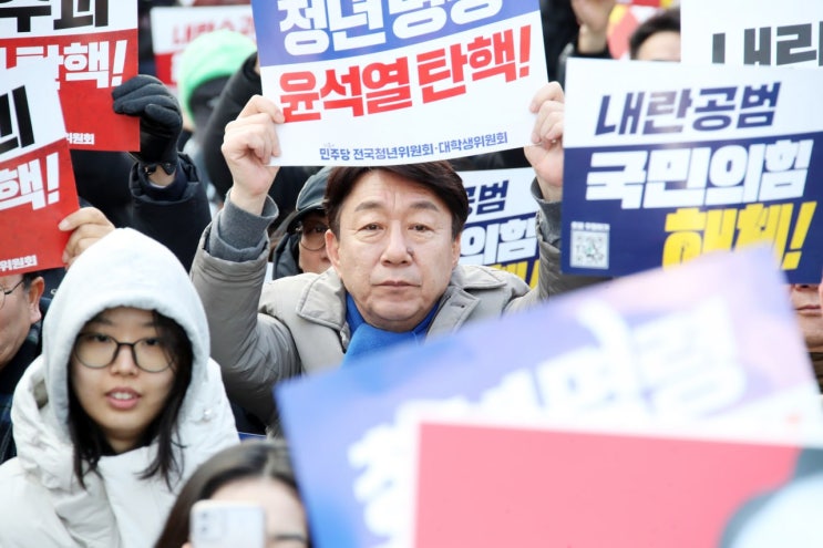 <b>우범기 전주시장</b>, 탄핵소추안 가결“위대한 국민의 승리”
