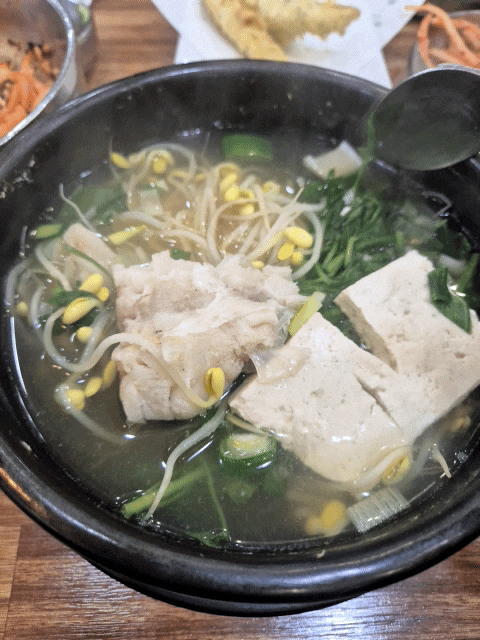 파주 운정 맛집) 대구뽈탕, 무생채비빔밥이 맛있는 일산복국