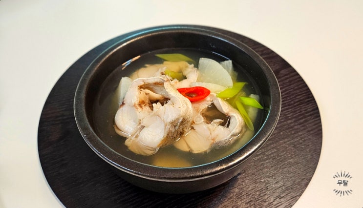  겨울철 별미, 맑은 동태탕 만드는 법 동태 손질부터 영양 가득 동태탕 레시피