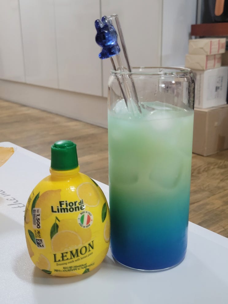  7월일상 6 :: 벌레 천국 여름 편의점과 우울한 알바 일기