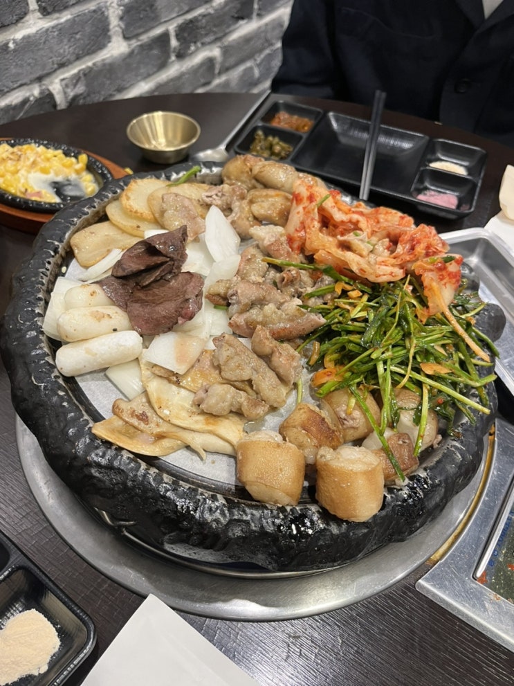  신림 봉천역 근처 맛집, 연말 모임 데이트 진미소곱창