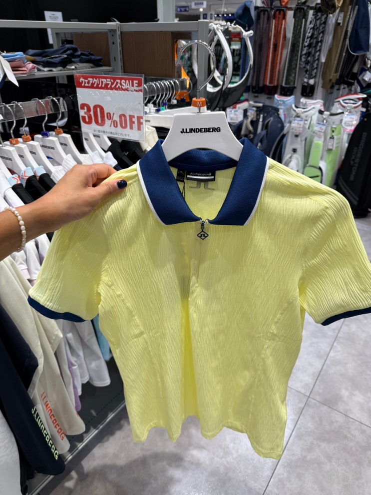  일본 골프웨어상설매장 이아스 오키나와 토요사키 골프용품 천국 <PGA TOUR SUPERSTORE>