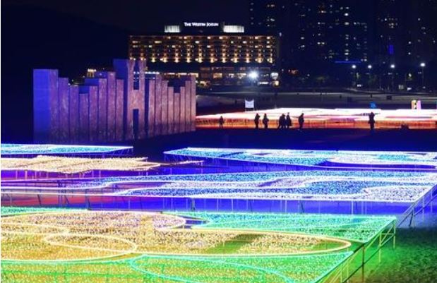  '새로운 물결, 눈부신 파도' 해운대 빛 축제 개막