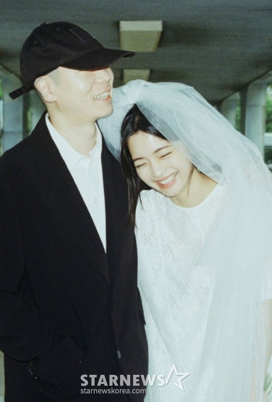 혁오 오혁, 옛날 감성 웨딩화보와 비공개 교회 결혼식 근황!
