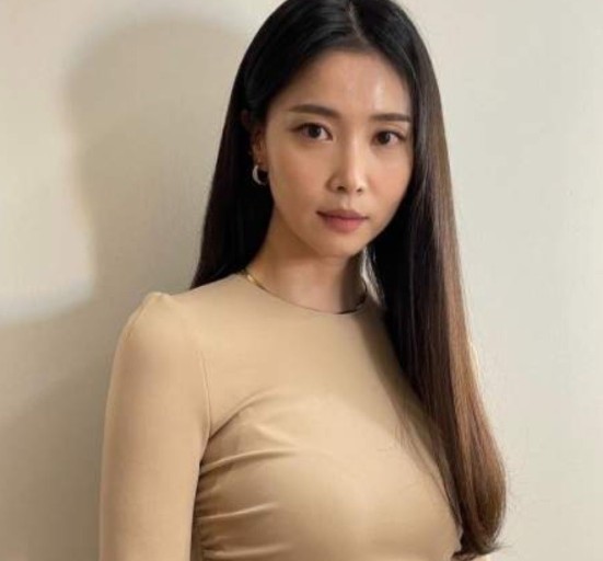 미운우리새끼 <b>오윤아</b> 프로필 나이 집 인스타주소 화보사진 성형... 