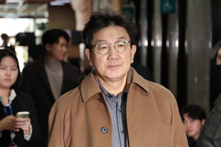 <b>권성동</b> “국민의힘, 여전히 여당”…野 <b>국정</b><b>협의체</b> 제안 <b>거부</b>