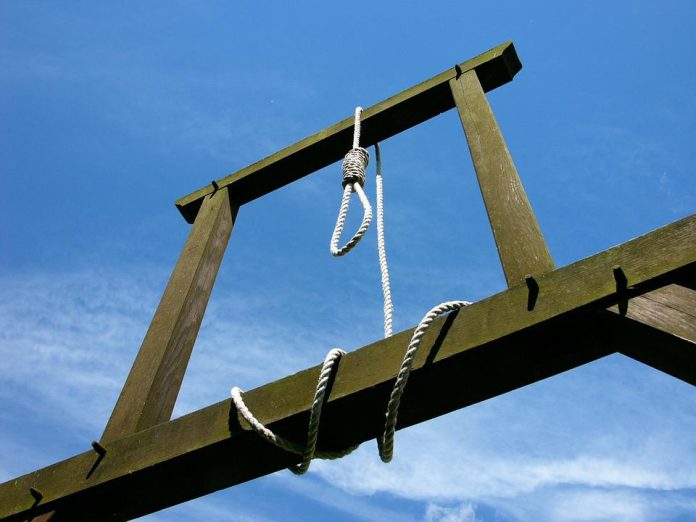 <b>트럼프</b>, 펜스의 <b>사형 집행</b> 연기: 재판을 받아야 한다. 펜스에... 
